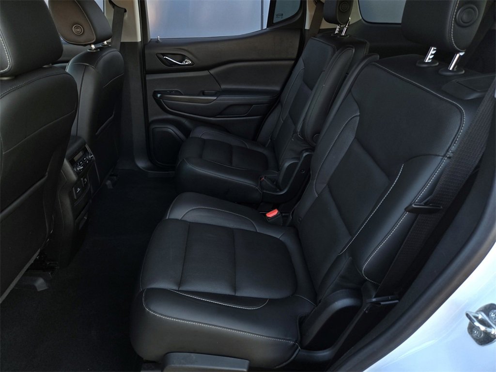 Used 2017 GMC Acadia SLT image 15