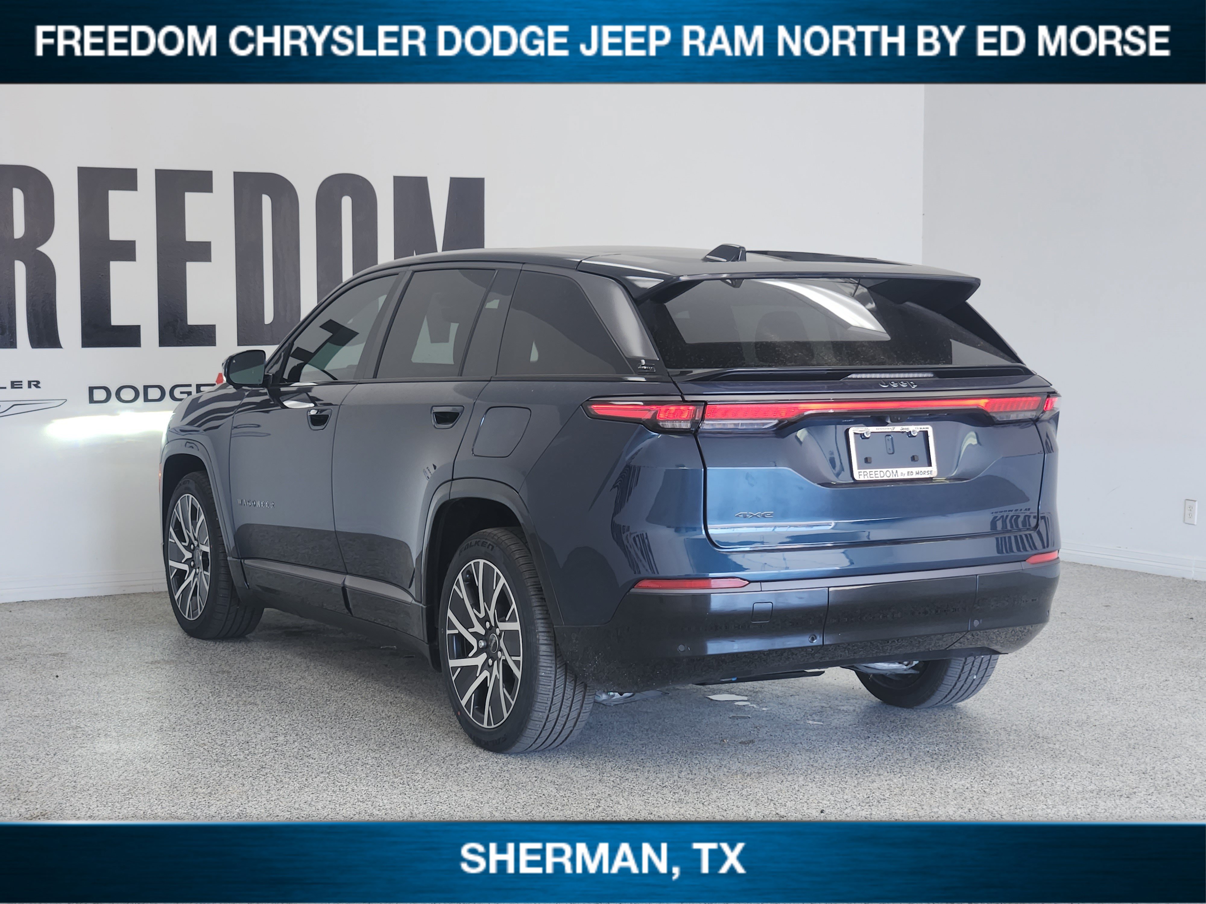 New 2025 Jeep Wagoneer S Limited AWD/4WD image 3