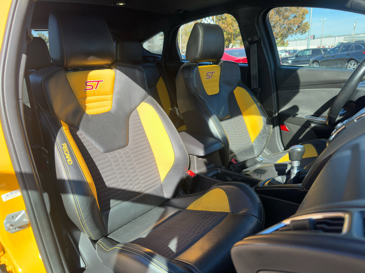 Used 2016 Ford Focus ST w/ Equipment Group 401A image 9