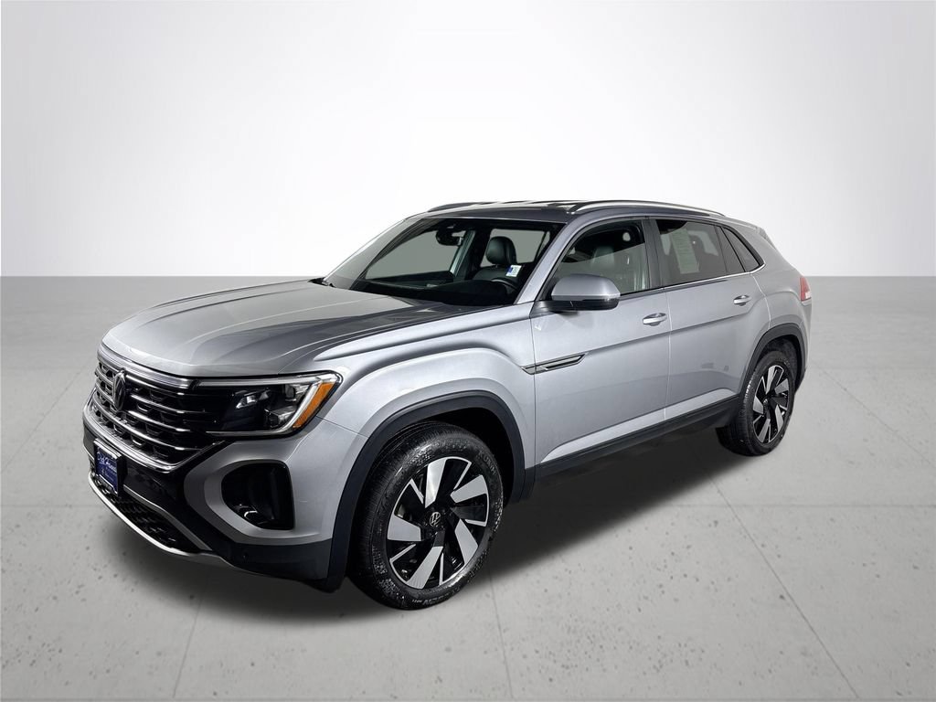 Certified 2025 Volkswagen Atlas Cross Sport SE AWD/4WD image 3