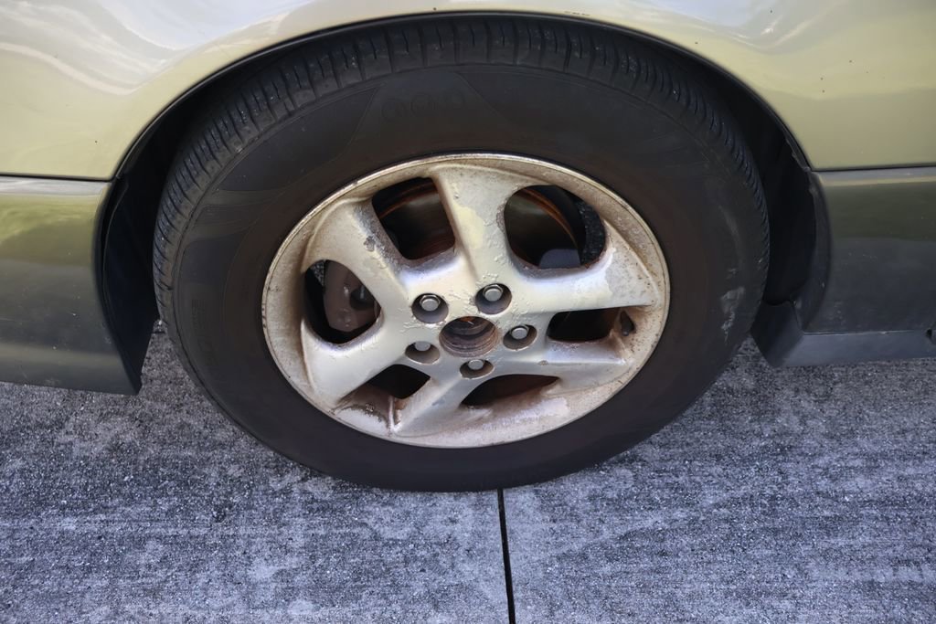 Used 2001 Lexus ES 330 image 4