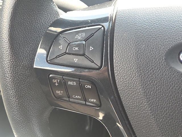Used 2018 Ford Explorer XLT w/ Equipment Group 202A AWD/4WD image 41