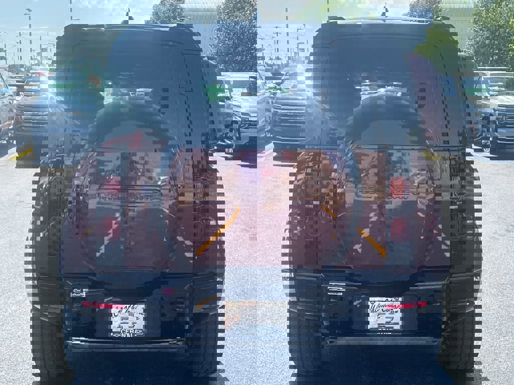 Used 2025 Land Rover Defender 110 Sedona Red Edition AWD/4WD image 5