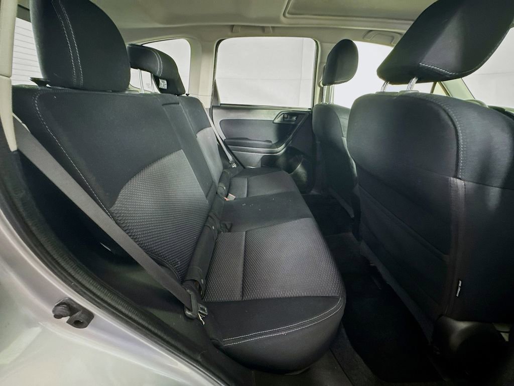 Used 2014 Subaru Forester 2.5i Premium w/ All-Weather Package AWD/4WD image 32