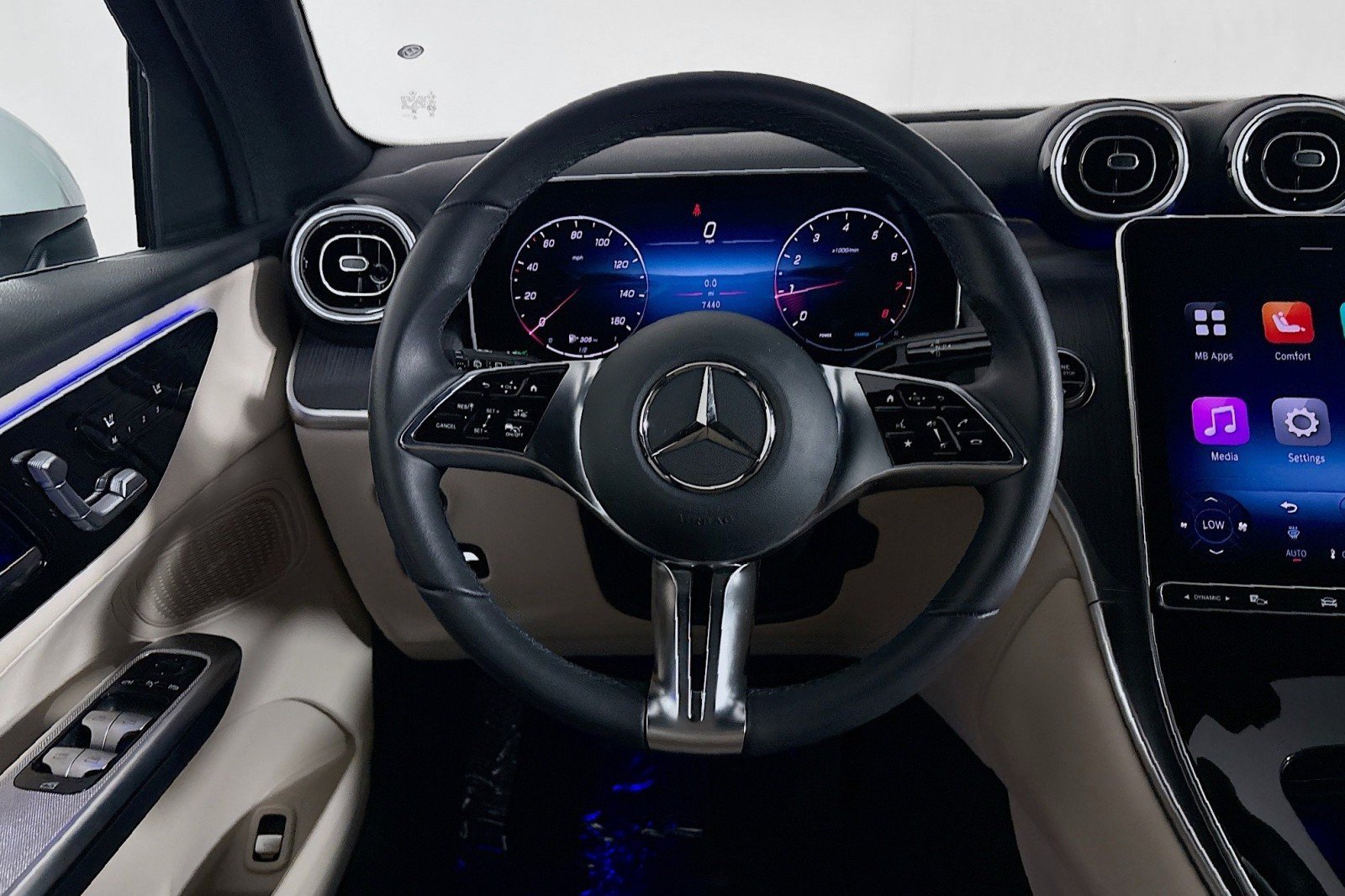 Certified 2026 Mercedes-Benz GLC 300 image 6