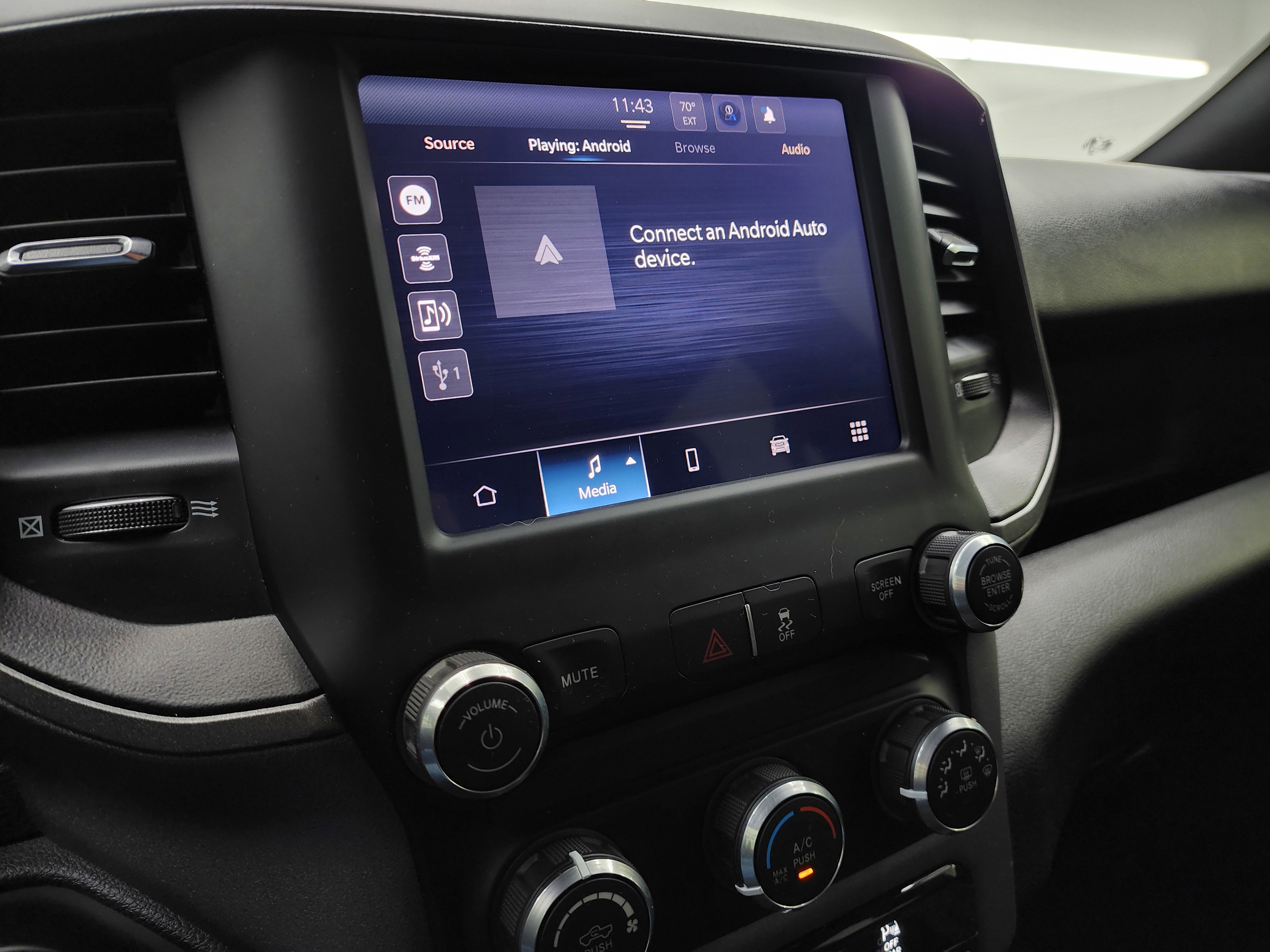 Used 2023 RAM 2500 Tradesman image 11