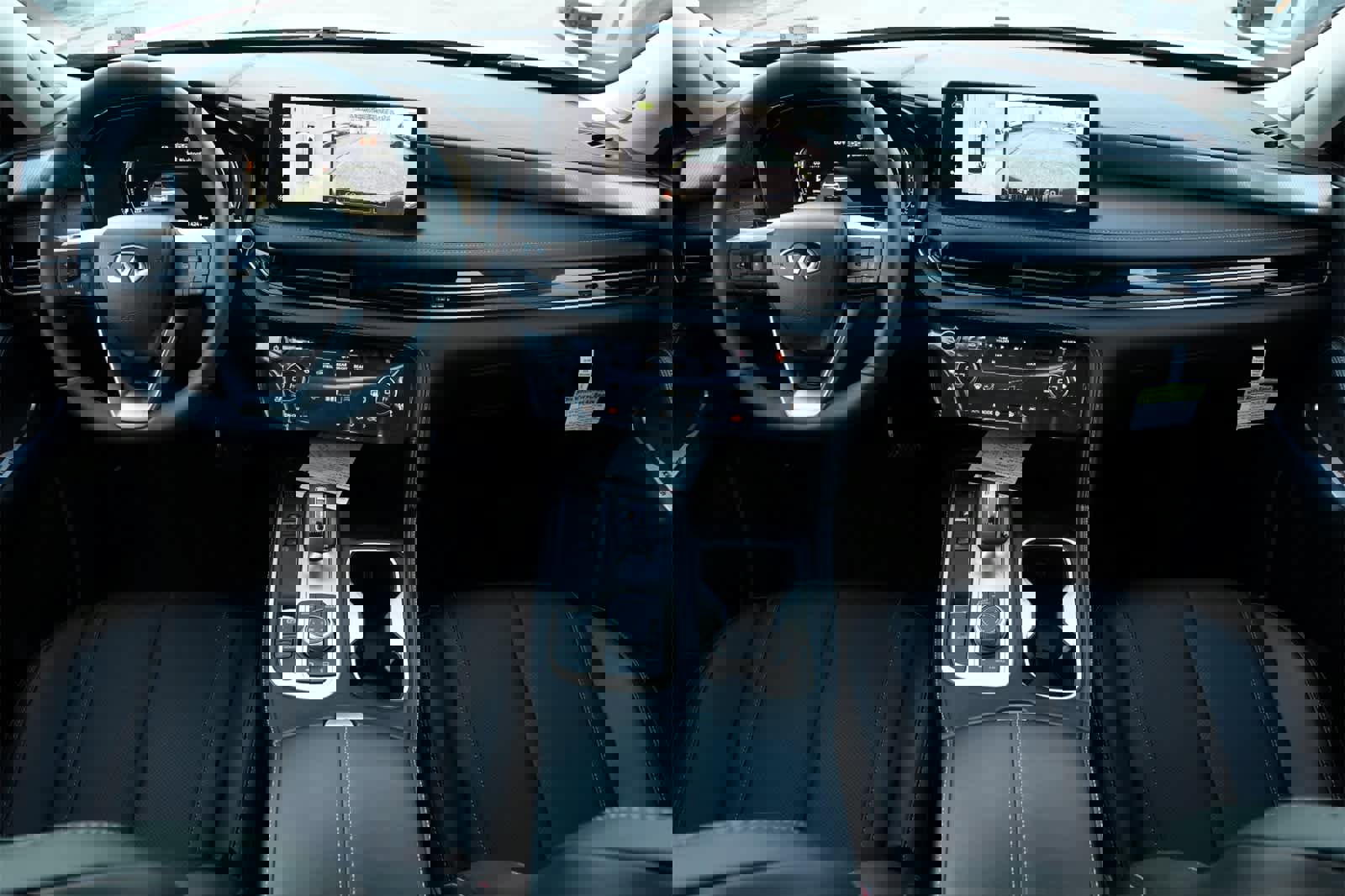 New 2026 INFINITI QX60 Luxe image 7