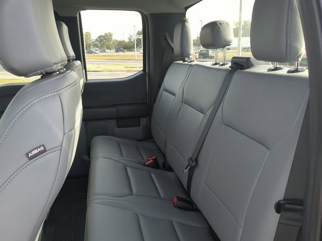 New 2025 Ford F250 XL w/ XL Chrome Package image 15