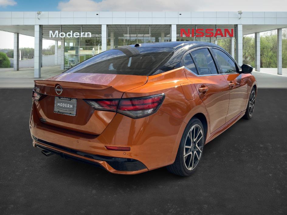 Certified 2025 Nissan Sentra SR w/ SR Premium Package image 5