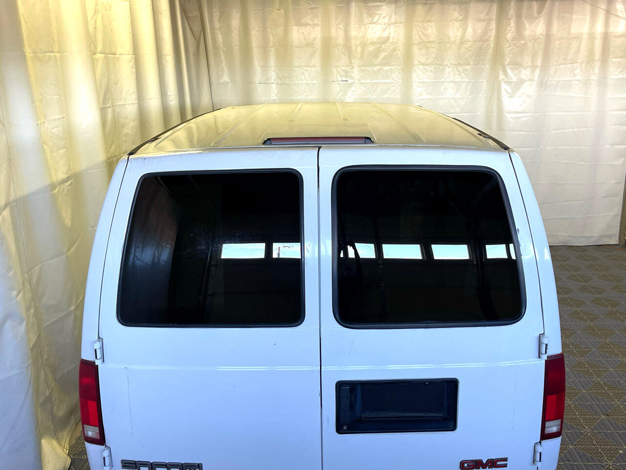 Used 1999 GMC Safari image 7