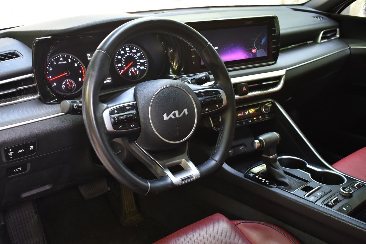 Used 2024 Kia K5 GT-Line w/ GT-Line Premium Package FWD image 13