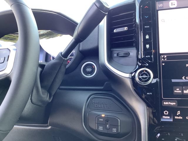 New 2026 RAM 2500 Big Horn AWD/4WD image 16