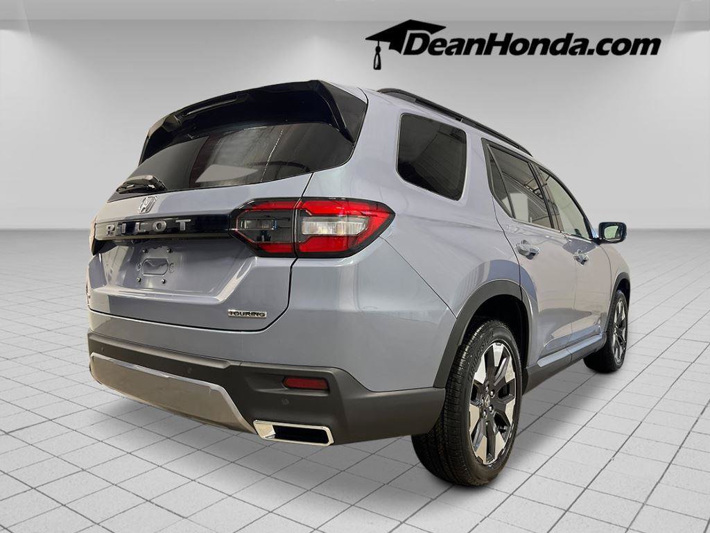New 2026 Honda Pilot Touring image 5