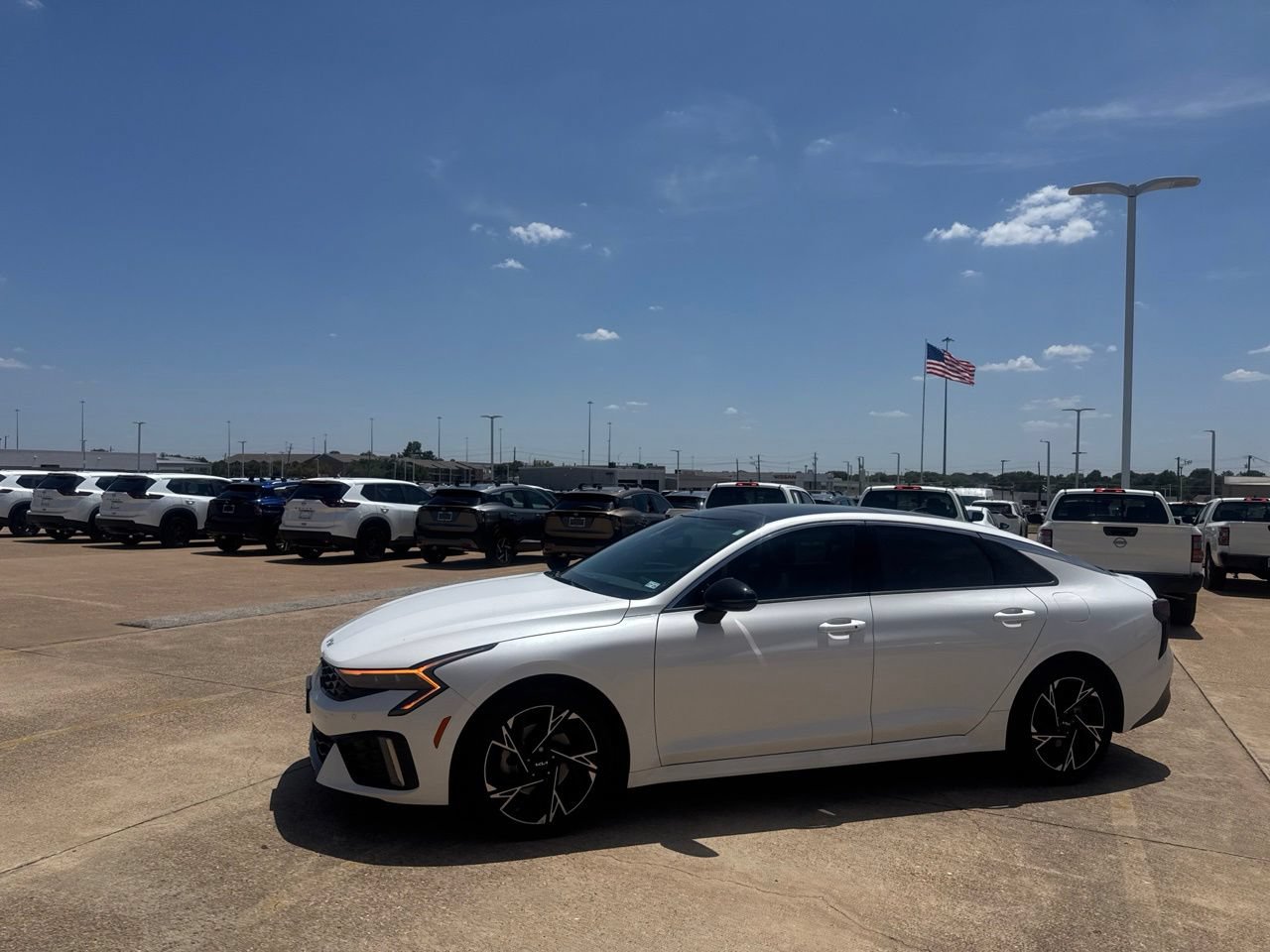 Used 2025 Kia K5 GT-Line w/ GT-Line Premium Package FWD image 11