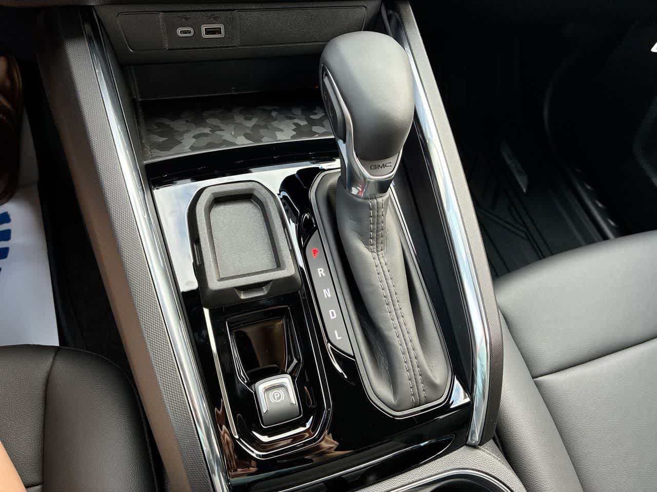 New 2026 GMC Canyon Elevation w/ Convenience Package RWD image 16