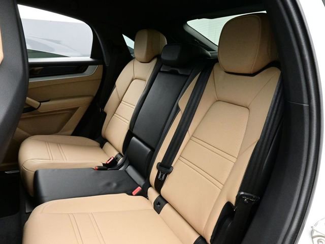 New 2026 Porsche Cayenne S image 14
