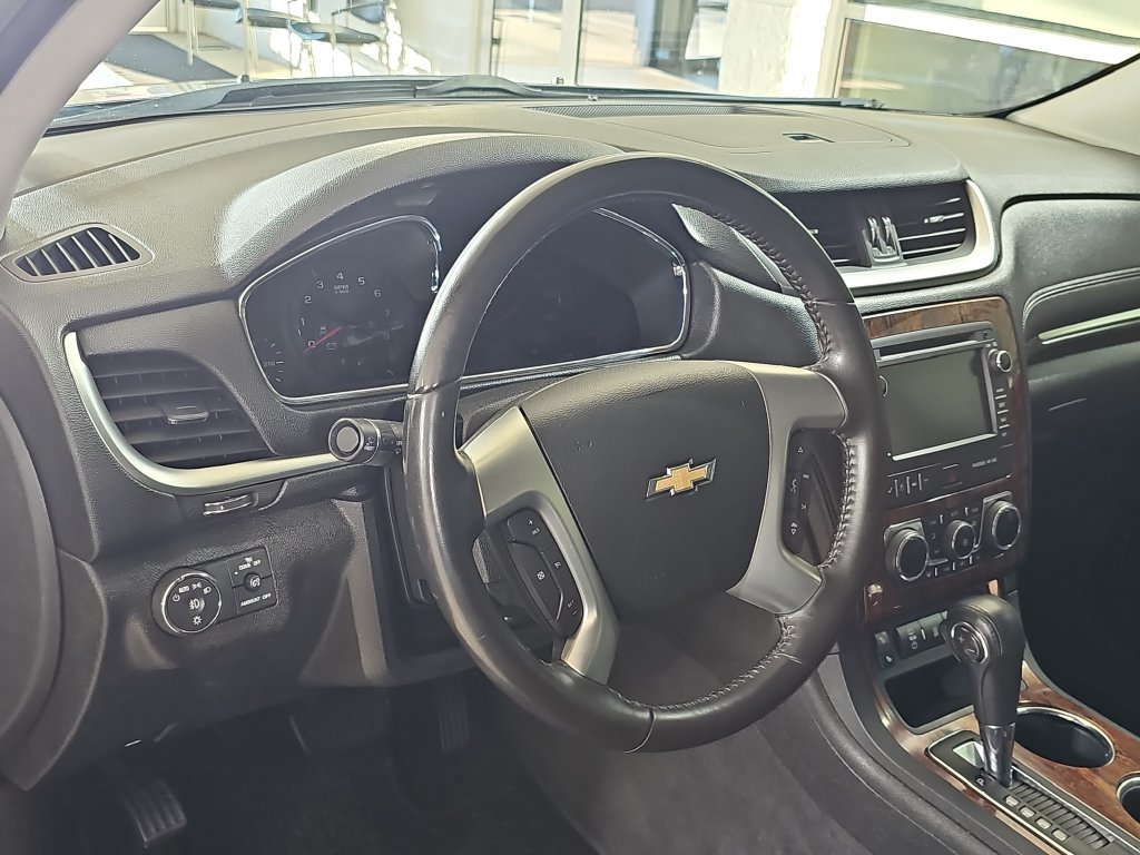 Used 2013 Chevrolet Traverse LT FWD image 22