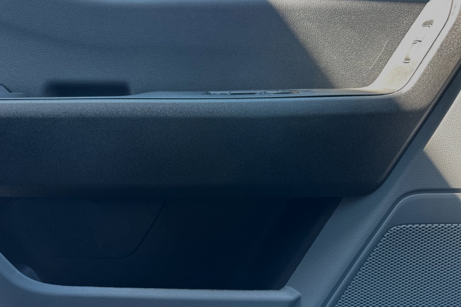 New 2024 Ford F550 4x4 Regular Cab Super Duty image 8