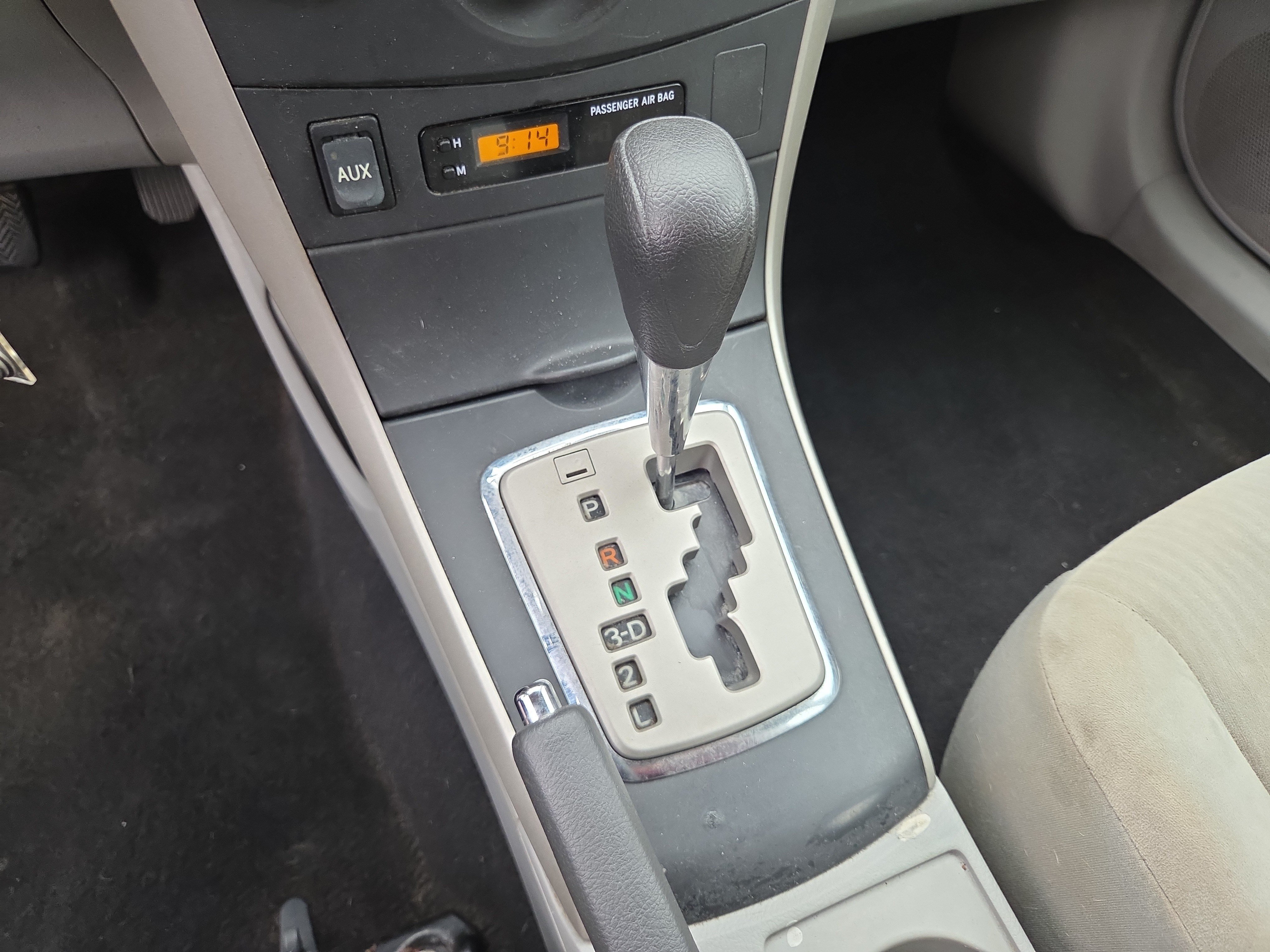 Used 2010 Toyota Corolla LE FWD image 22