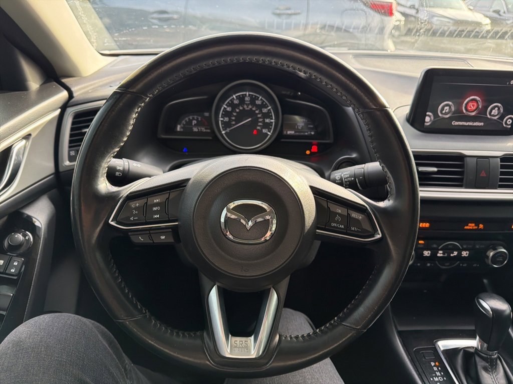 Used 2018 MAZDA MAZDA3 Touring image 10