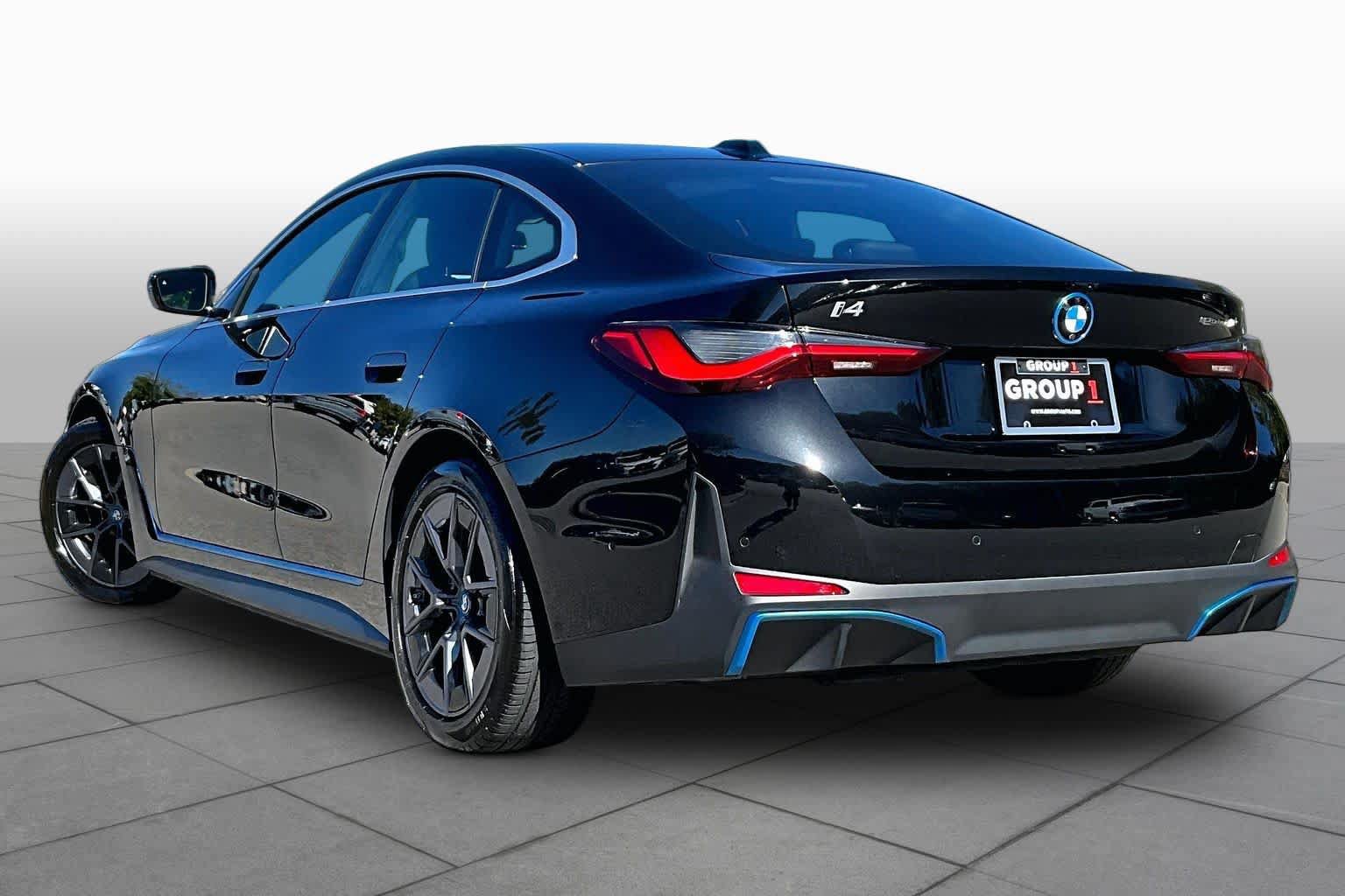 Used 2024 BMW i4 eDrive40 RWD image 11