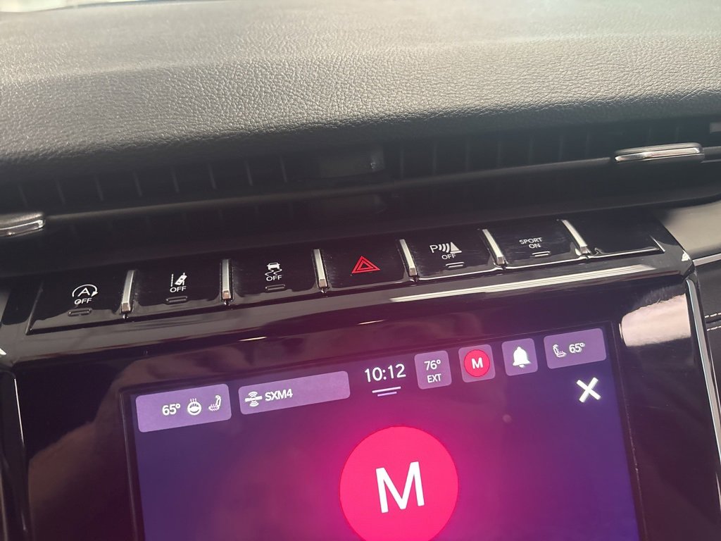 Used 2025 Jeep Grand Cherokee Altitude image 19