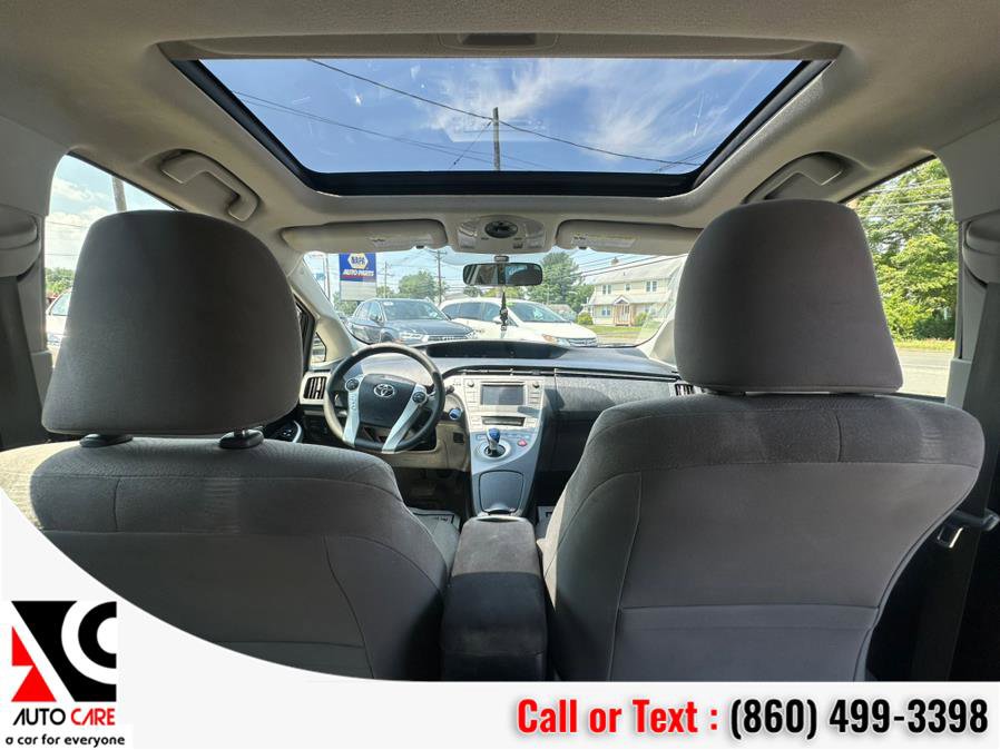 Used 2015 Toyota Prius Three w/ Solar Roof Package image 11
