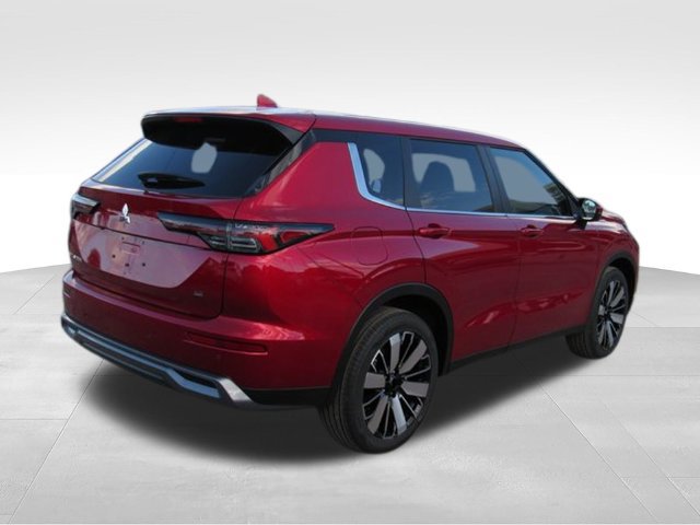 New 2026 Mitsubishi Outlander SE FWD image 3