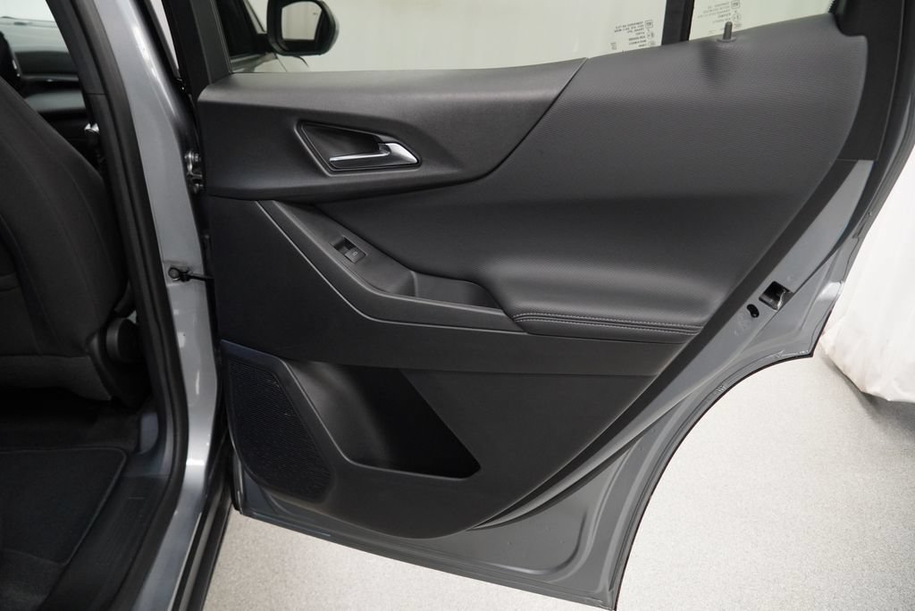 New 2027 Chevrolet Equinox LT FWD image 26