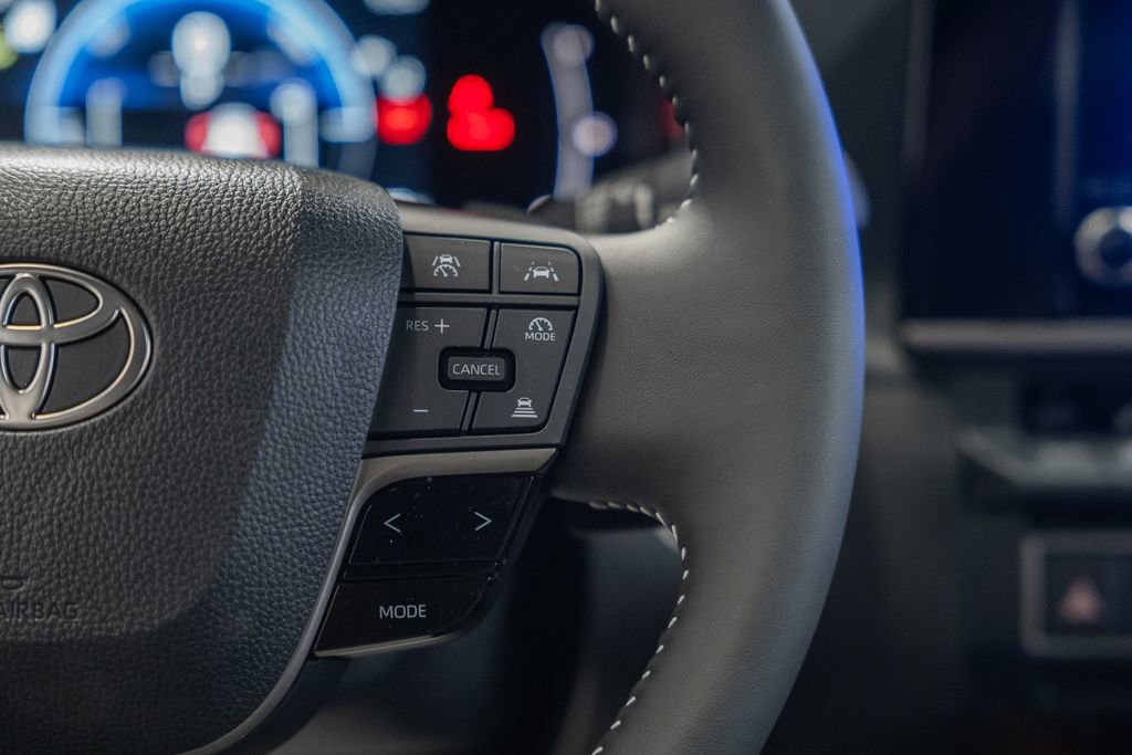 New 2026 Toyota Camry SE image 28