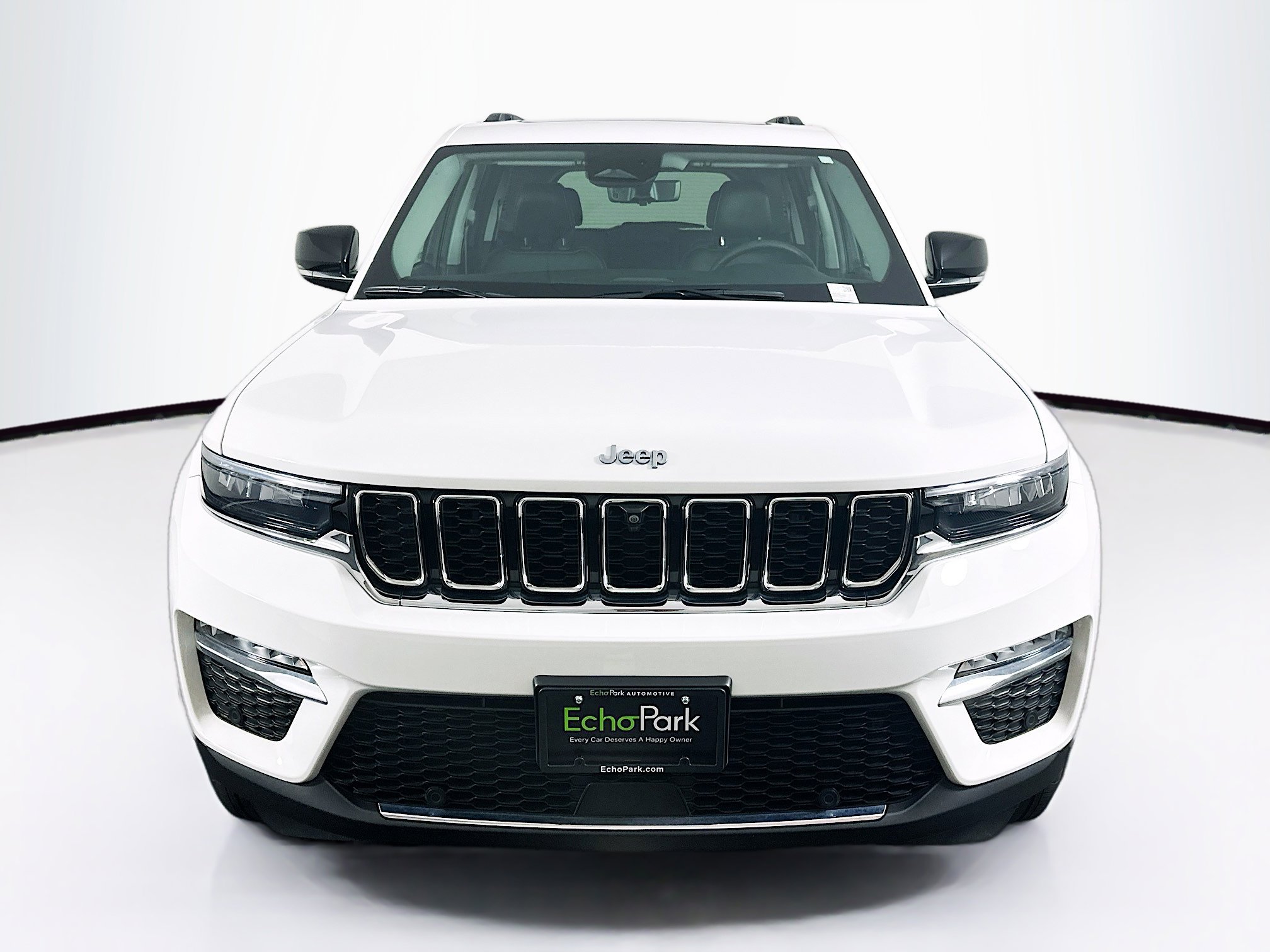 Used 2023 Jeep Grand Cherokee 4WD 4xe w/ Luxury Tech Group II image 2