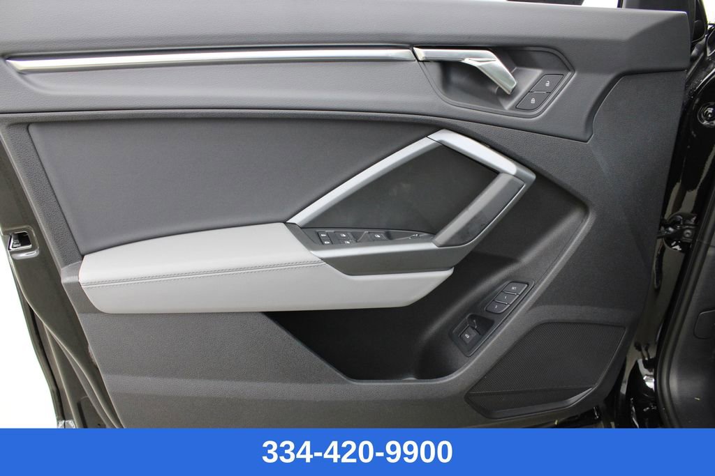 New 2025 Audi Q3 2.0T Premium image 14