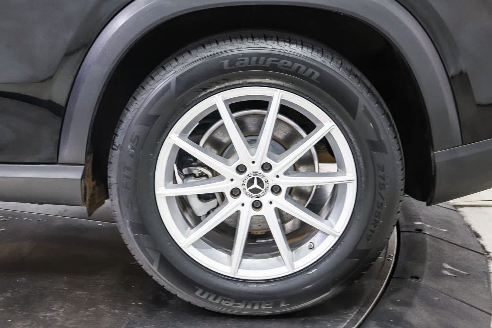 Used 2024 Mercedes-Benz GLE 350 4MATIC w/ 3rd Row Seat Package image 10