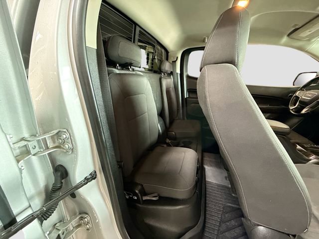 Used 2018 GMC Canyon SLE w/ SLE Convenience Package image 25