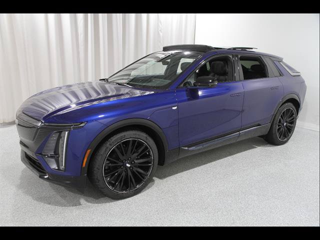 New 2025 Cadillac Lyriq Sport w/ LPO, Blue Accent Package AWD/4WD image 3