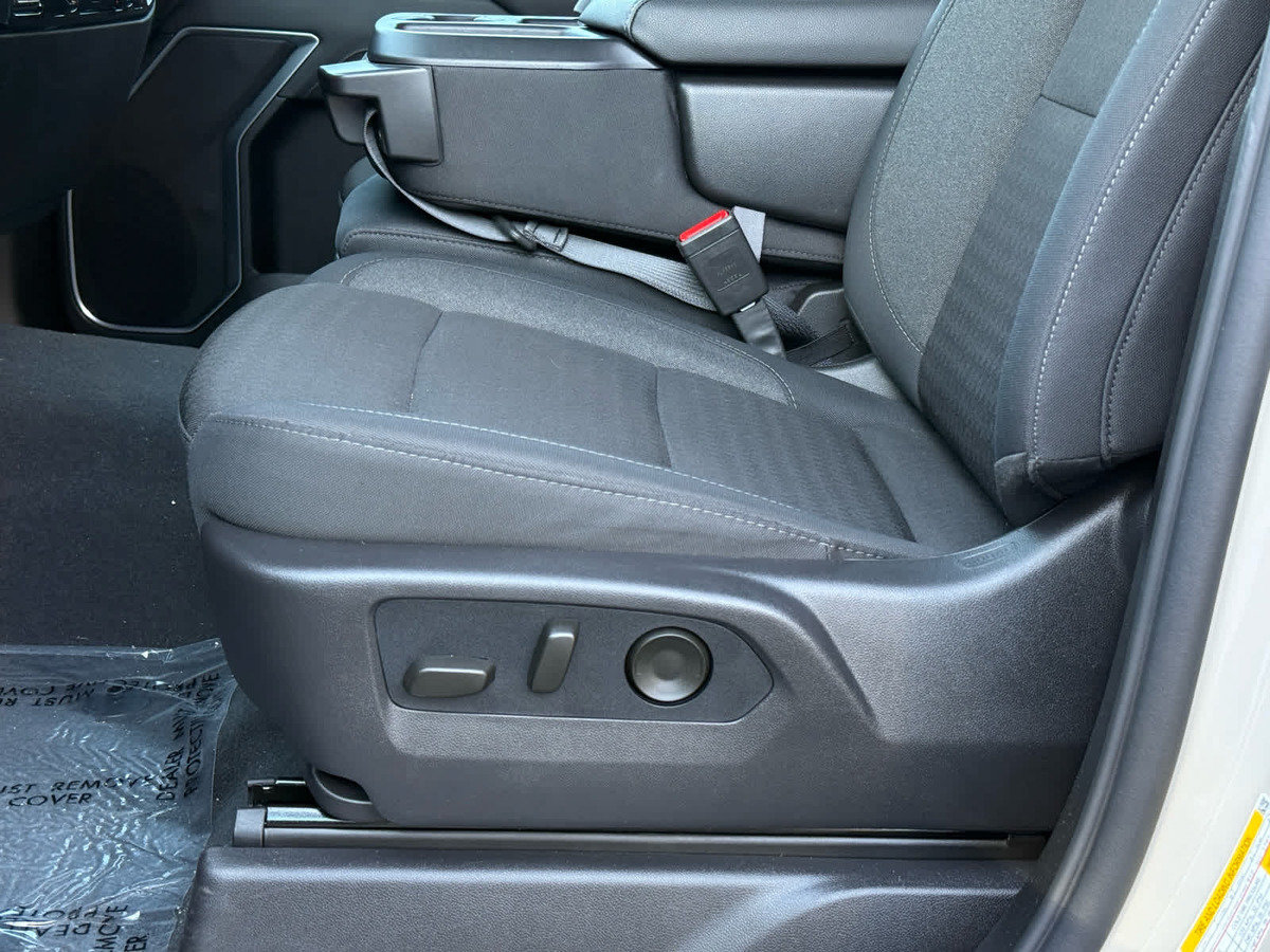 Used 2026 Chevrolet Silverado 1500 RST w/ RST Select Package AWD/4WD image 10