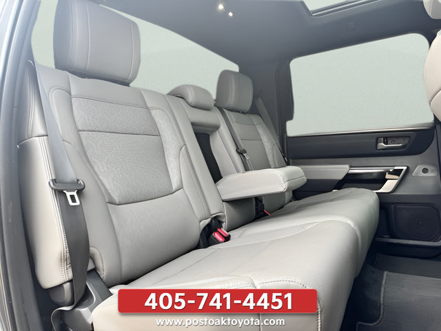 Used 2025 Toyota Tundra Limited AWD/4WD image 34