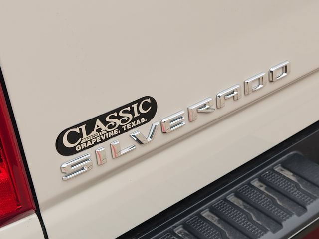 New 2026 Chevrolet Silverado 2500 Custom w/ Custom Value Package AWD/4WD image 9