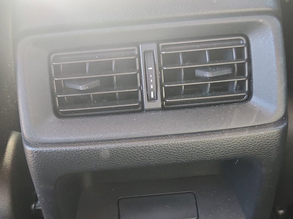 Used 2025 Honda CR-V LX image 15