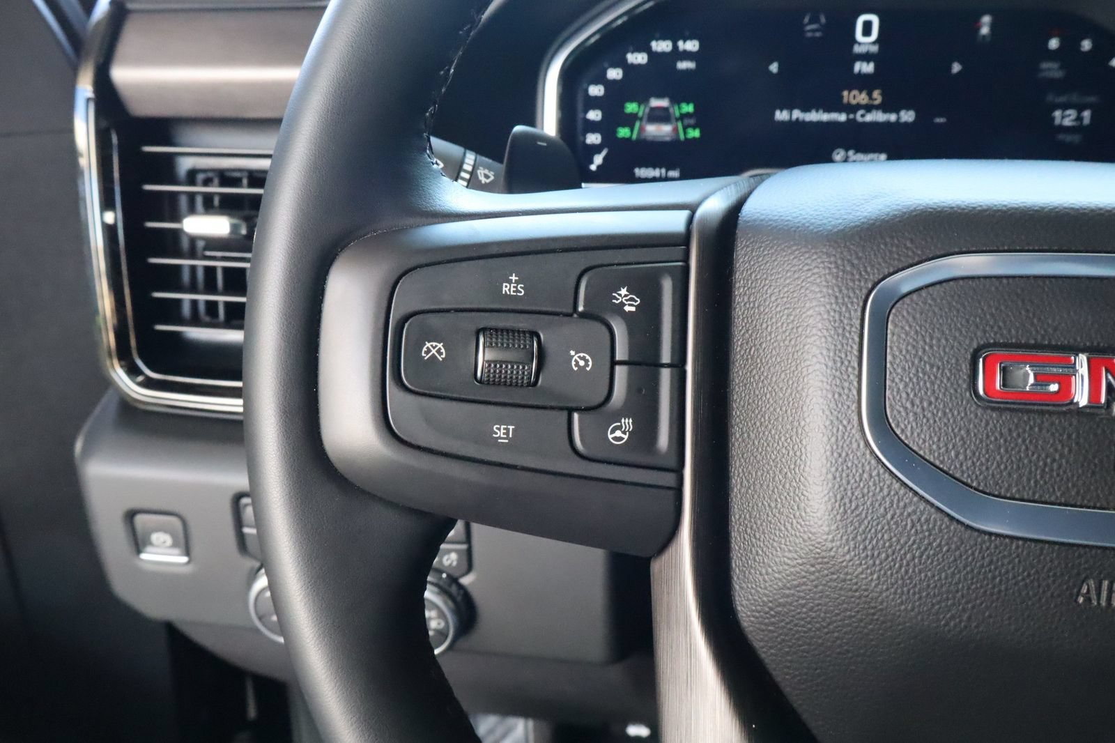 Used 2024 GMC Sierra 1500 AT4X w/ AT4X AEV Edition AWD/4WD image 24
