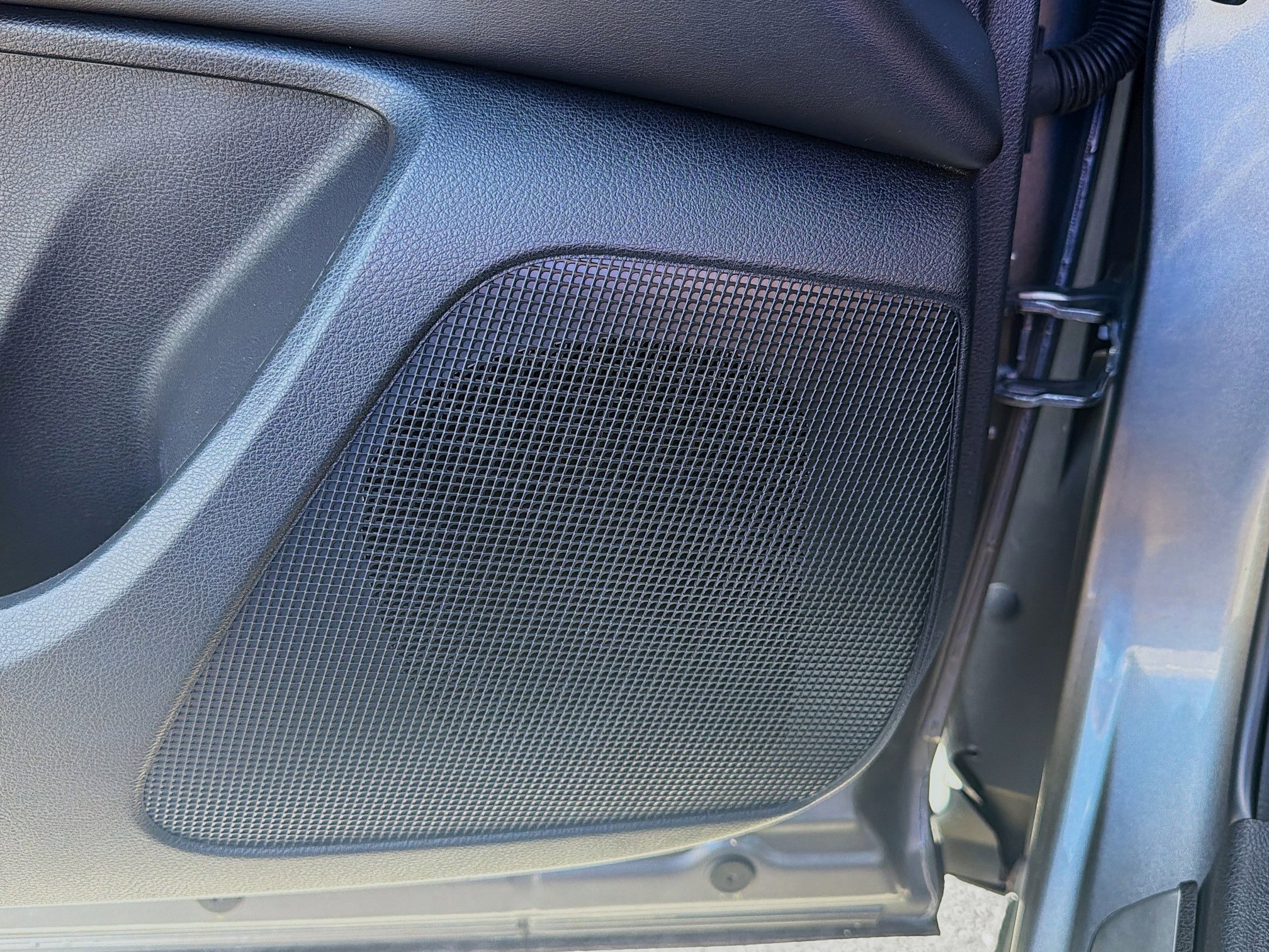 Used 2021 INFINITI QX50 Essential w/ Convenience Package image 23