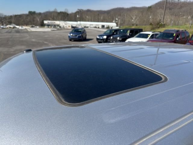 Used 2014 Ford F150 FX4 w/ Equipment Group 402A Luxury AWD/4WD image 15