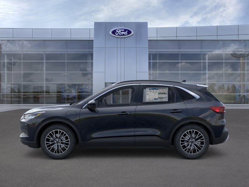 New 2026 Ford Escape SE w/ Class II Trailer Tow Package FWD image 3