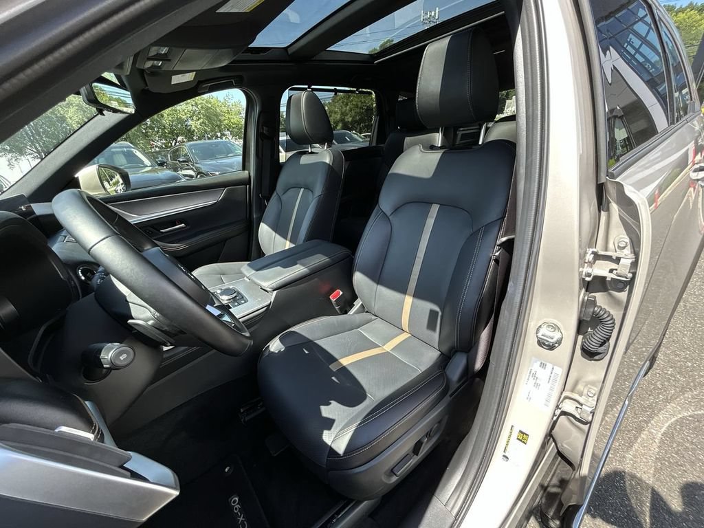 Certified 2025 MAZDA CX-90 3.3 Turbo w/ Premium Plus Pkg AWD/4WD image 15