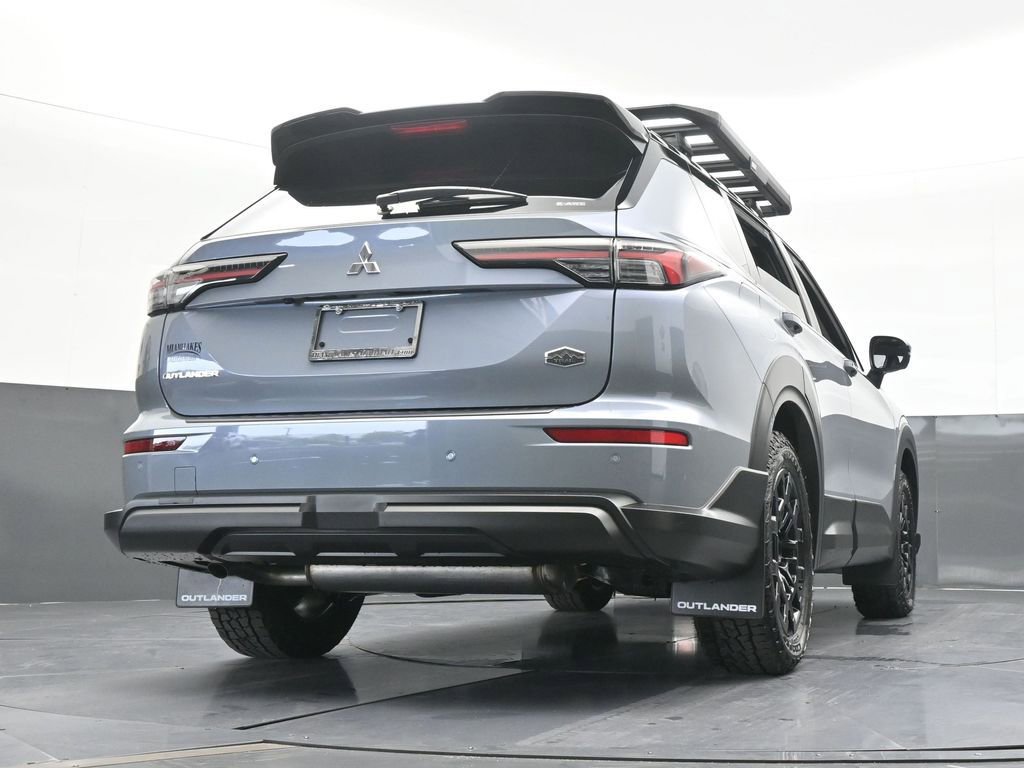 New 2025 Mitsubishi Outlander AWD image 71