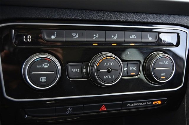 Certified 2022 Volkswagen Atlas SE image 13