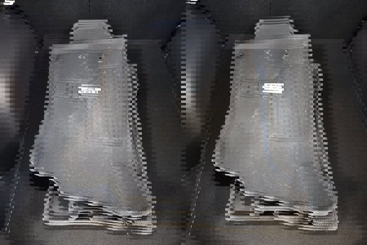 Used 2024 Kia Niro EX image 43