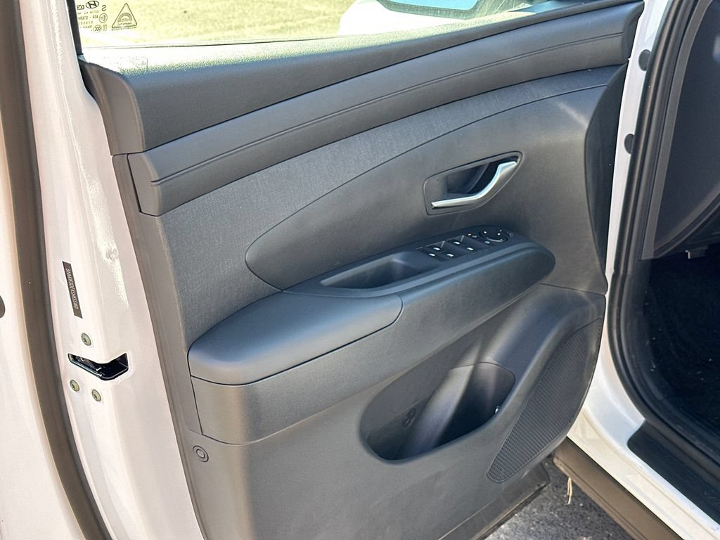 New 2025 Hyundai Tucson XRT FWD image 11