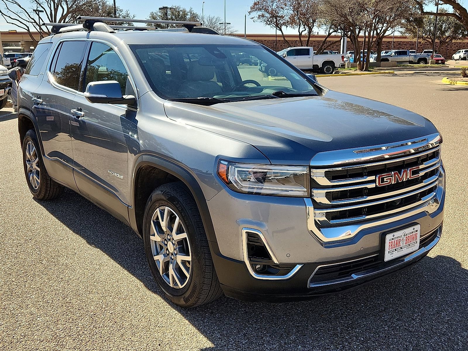 Used 2022 GMC Acadia SLT w/ Technology Package image 6
