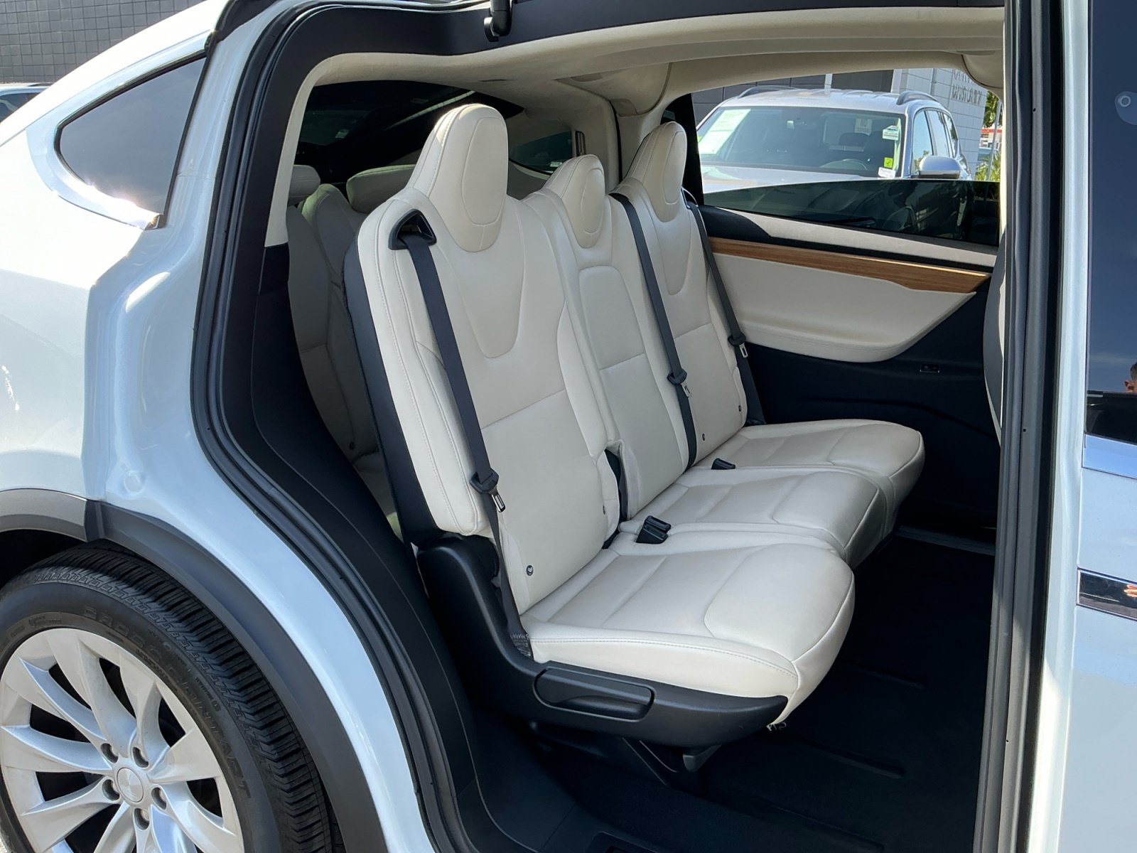 Used 2019 Tesla Model X 75D AWD/4WD image 20